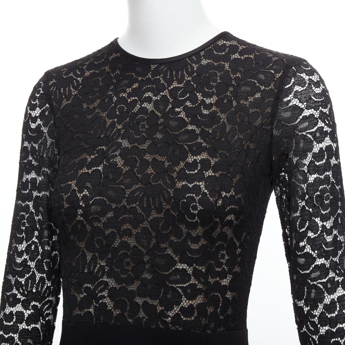 Michael Kors COLLECTION top nero in pizzo con maniche lunghe US2 S
Riferimento: LNKO/A02398
Marchio: Michael Kors
Designer: Michael Kors
Collection'S: Collection'S
Materiale: Rayon, misto
Colore: Nero, Nudo
Modello: Pizzo
Chiusura: zip
Fodera: Seta