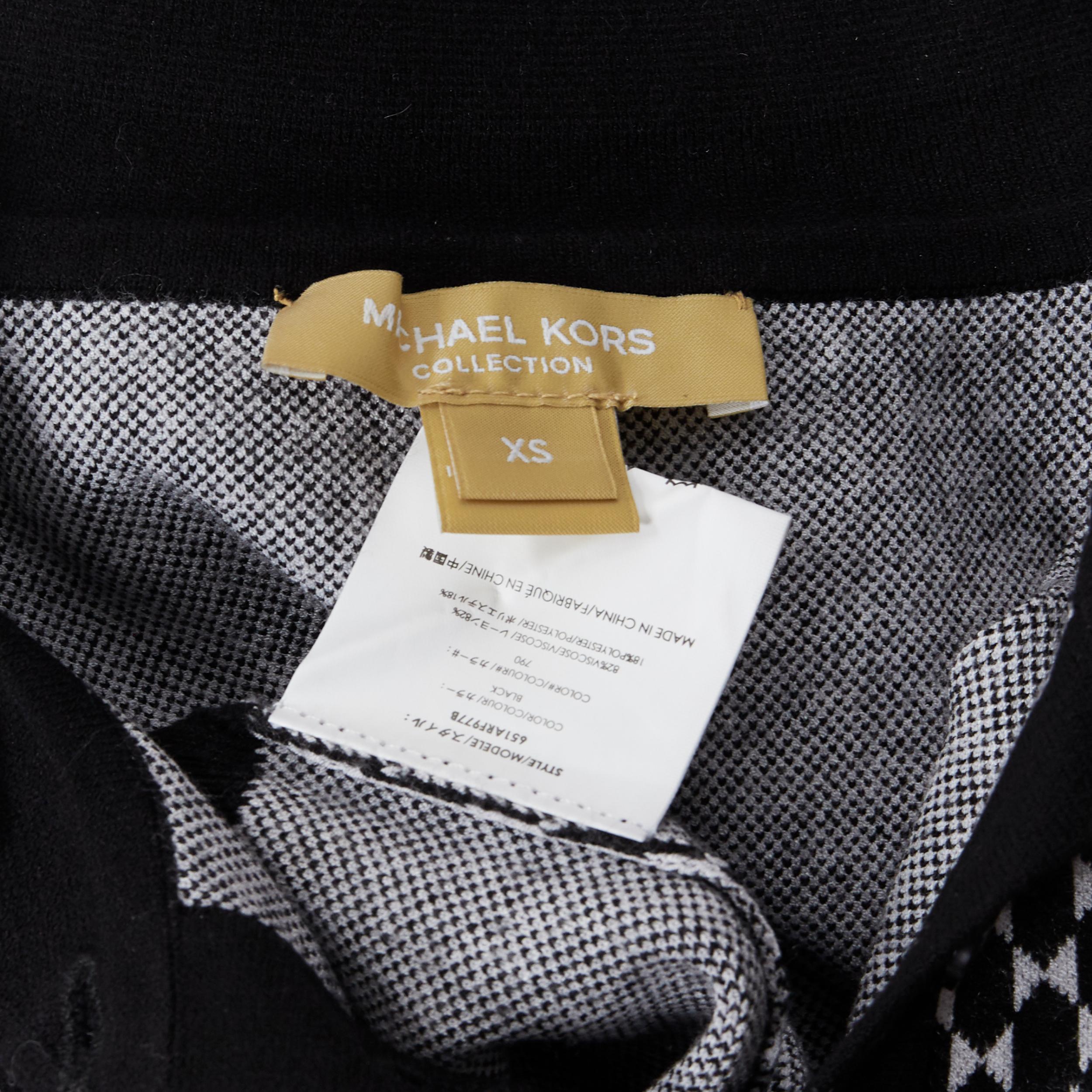 MICHAEL KORS COLLECTION black white geometric stretch knit polo shirt top XS 1