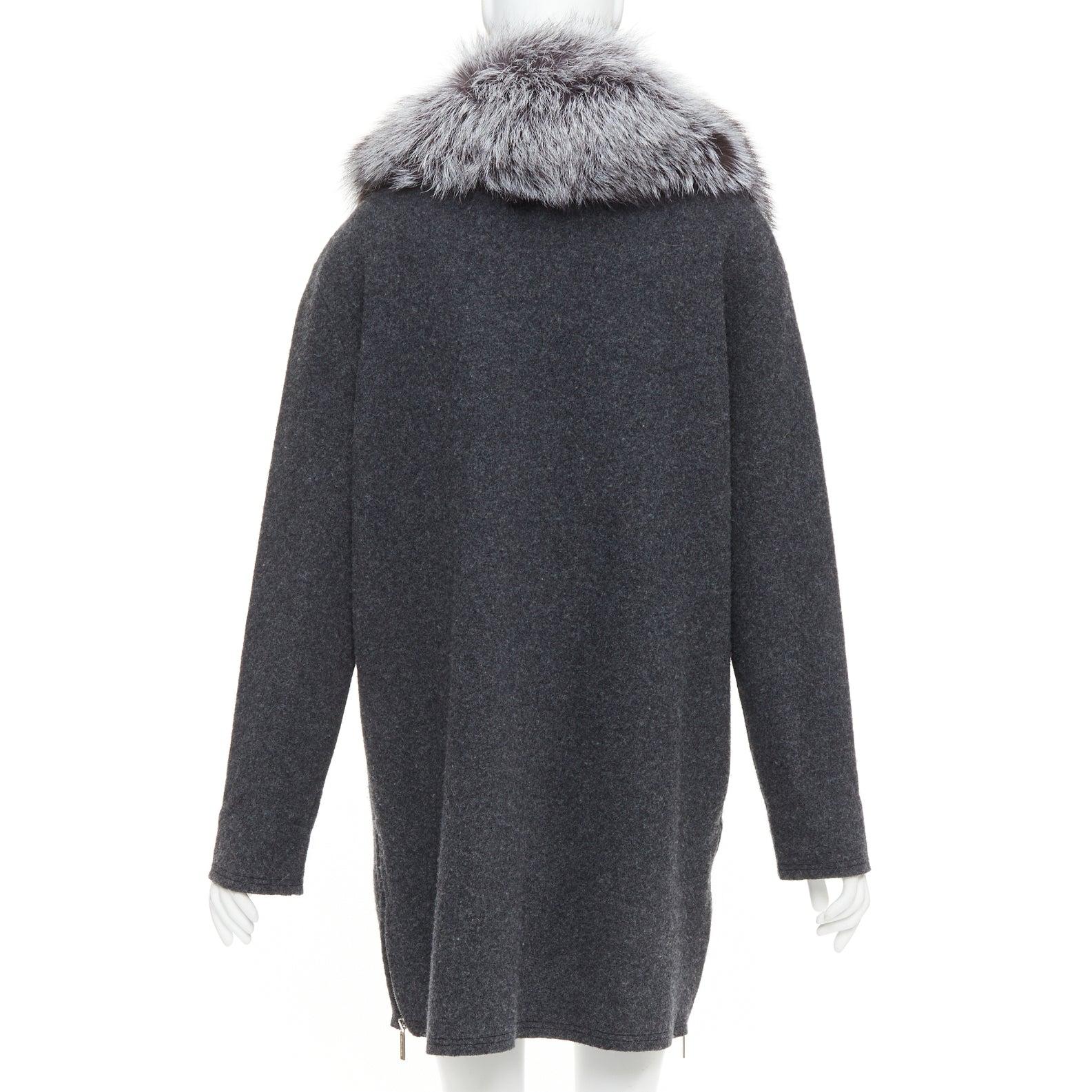 MICHAEL KORS COLLECTION abrigo gris con cuello de piel y cremallera lateral de lana gris oscuro Negro en venta