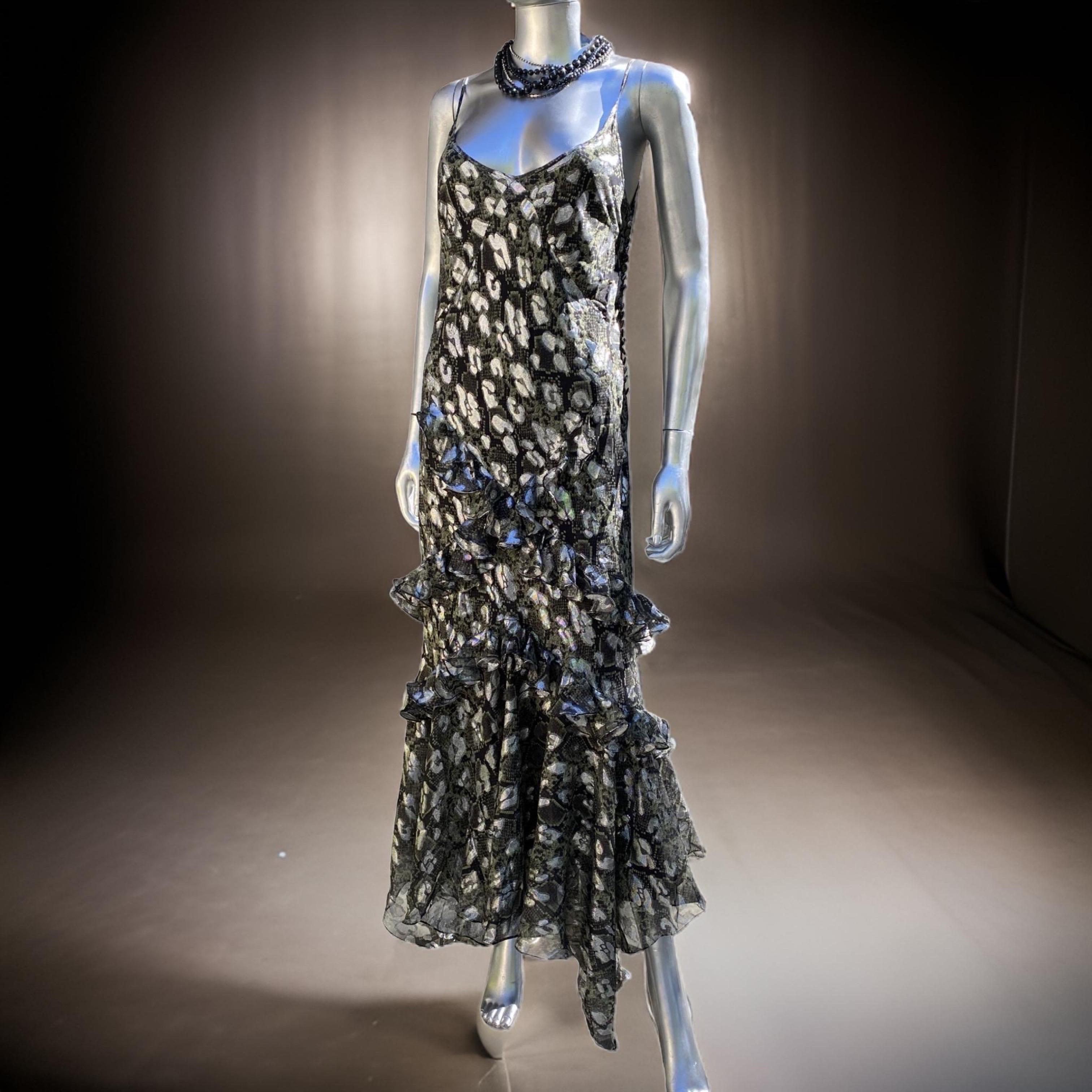 Michael Kors Collection S S S Robe à volants en soie métallisée Taille 6 en vente 1