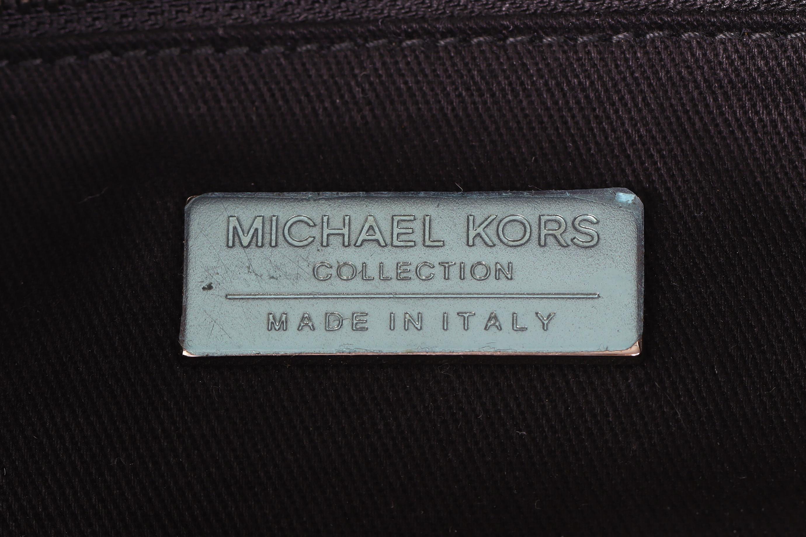 Michael Kors Collection Julie Lg Camera Fox Fur And Leather Shoulder Bag For Sale 6