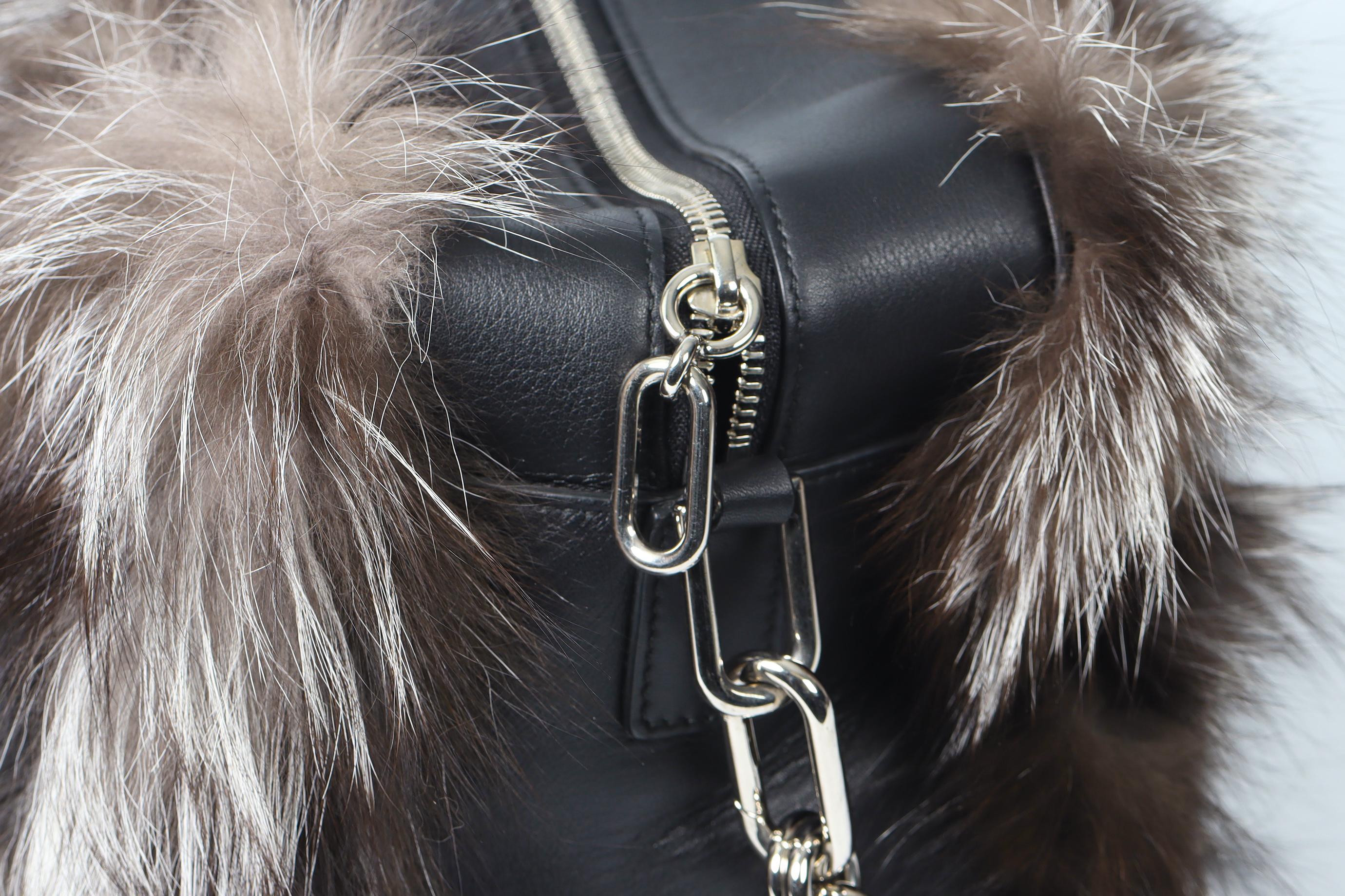 Michael Kors Collection Julie Lg Camera Fox Fur And Leather Shoulder Bag For Sale 4