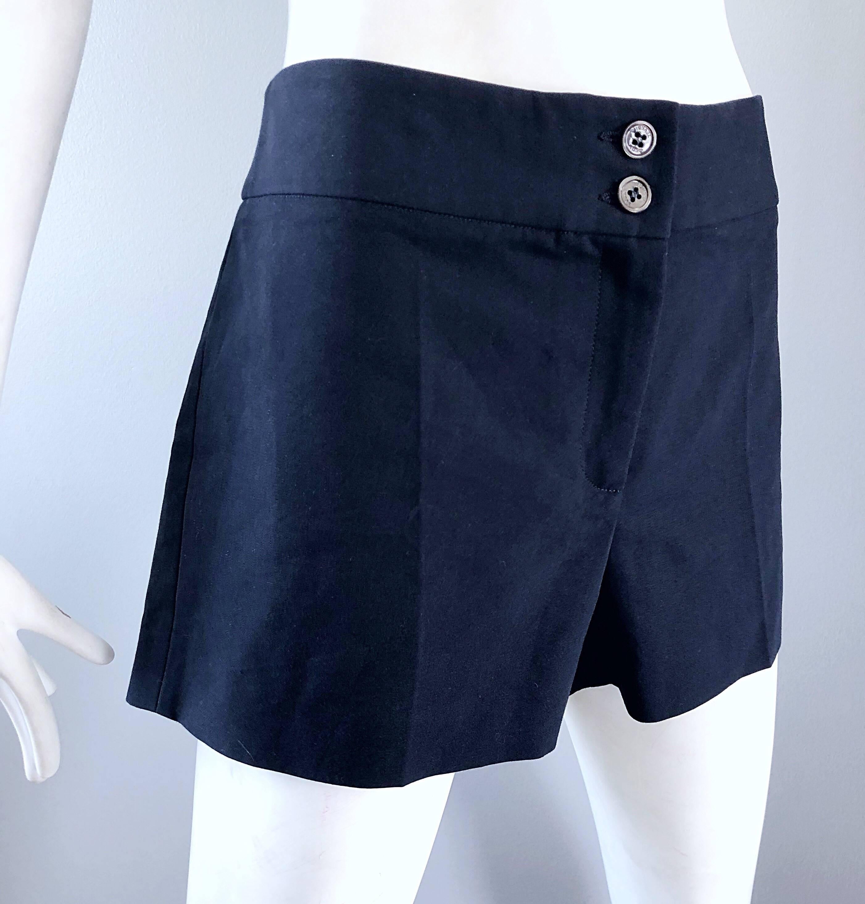 Short en coton Chino bleu marine à taille basse de la collection Michael Kors, années 2000 Pour femmes en vente