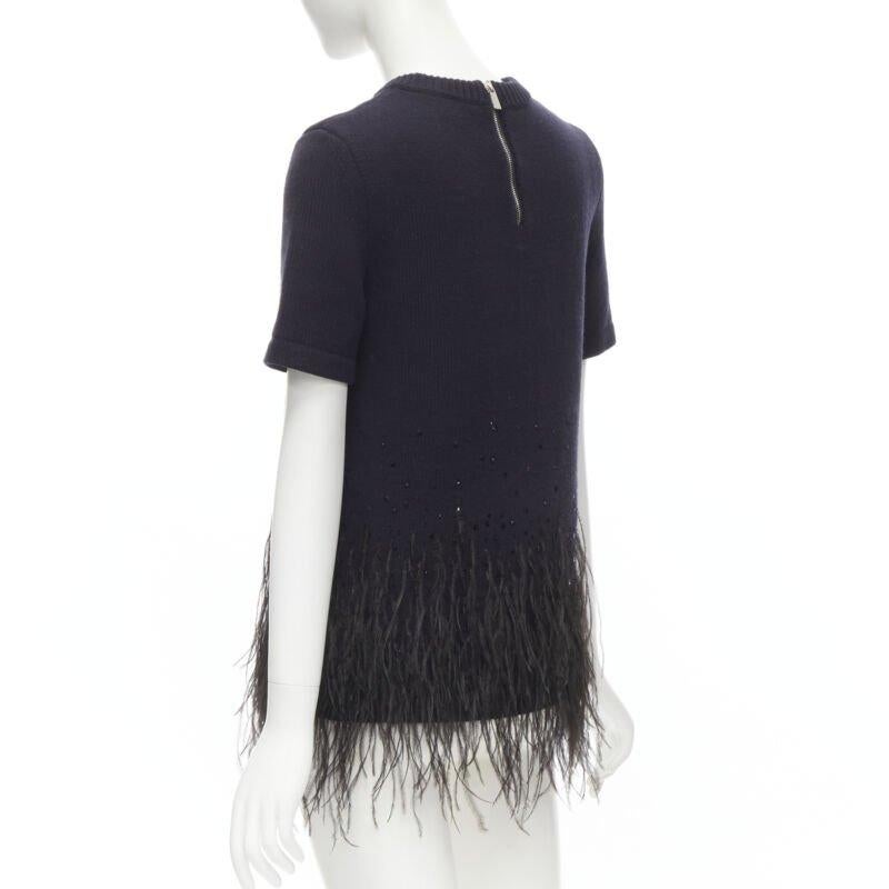 MICHAEL KORS COLLECTION marineblauer Kaschmirpullover mit Paillettenbesatz und Federn XS im Angebot 1