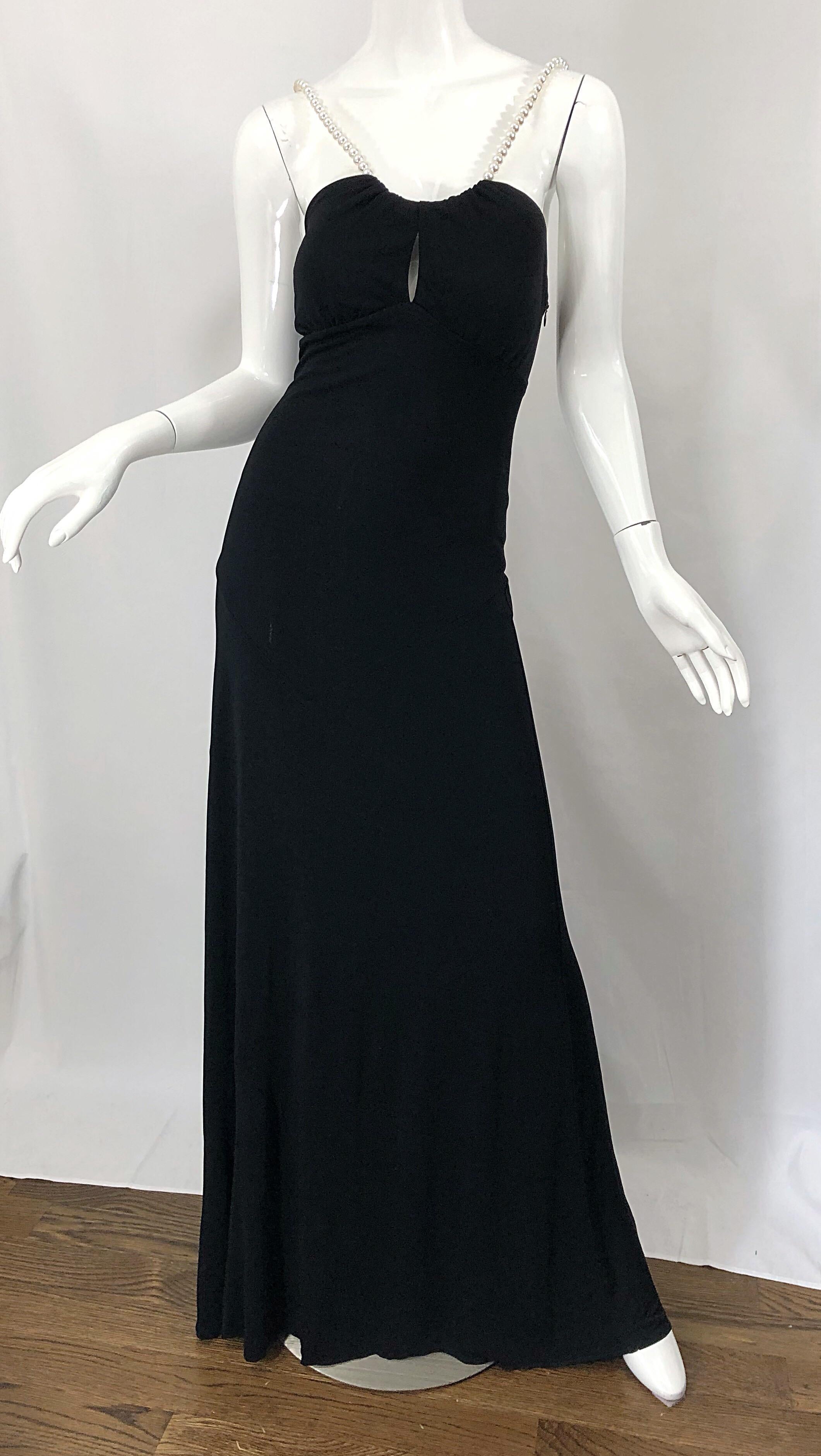 Michael Kors Collection Pearl Open Back Size 4 / 6 Black Grecian Gown Dress For Sale 4