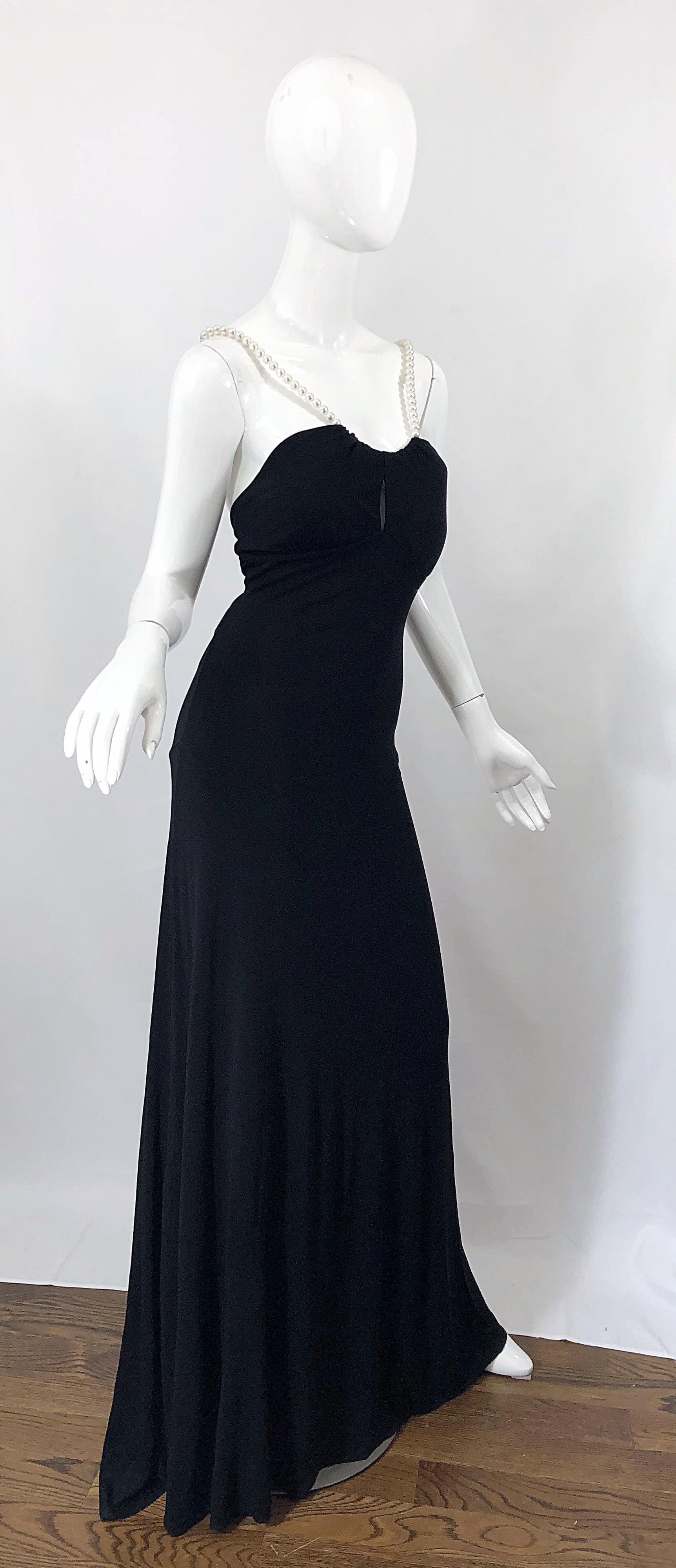 Michael Kors Collection Pearl Open Back Size 4 / 6 Black Grecian Gown Dress For Sale 6