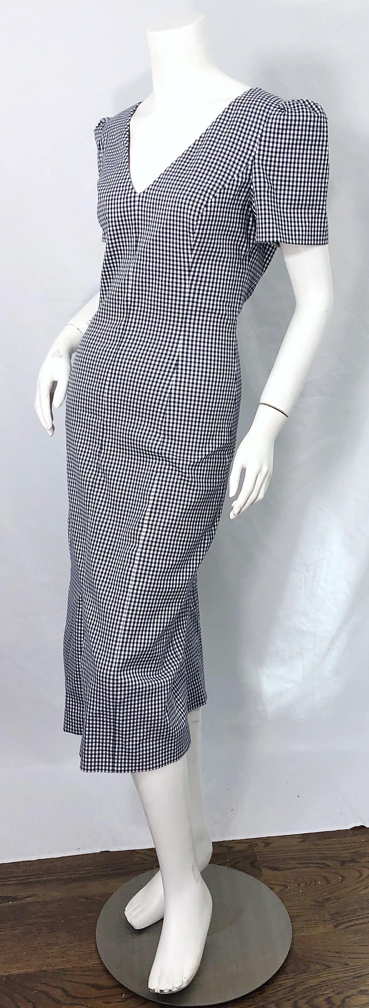 Gray Michael Kors Collection Size 6 / 8 Navy Blue and White Gingham Puff Sleeve Dress For Sale