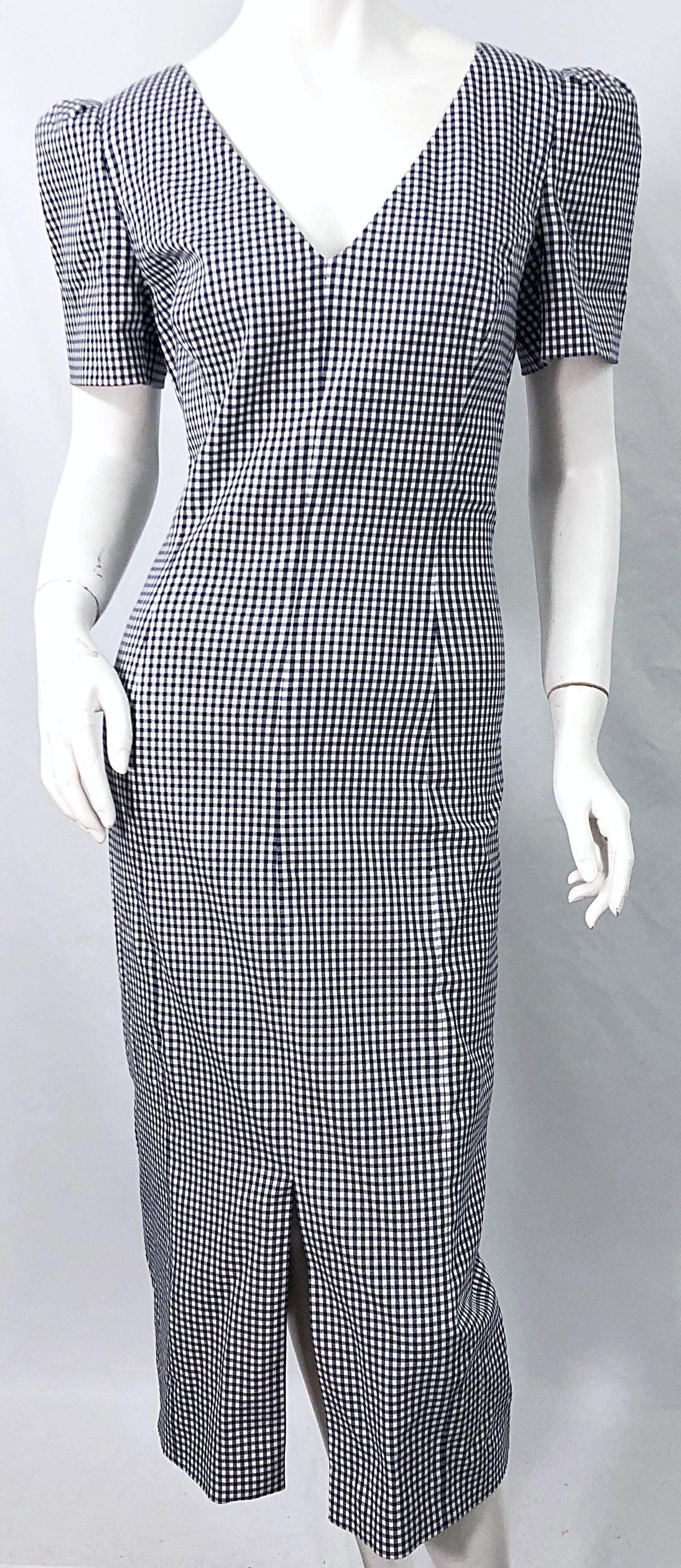Michael Kors Collection Size 6 / 8 Navy Blue and White Gingham Puff Sleeve Dress In Excellent Condition For Sale In San Diego, CA