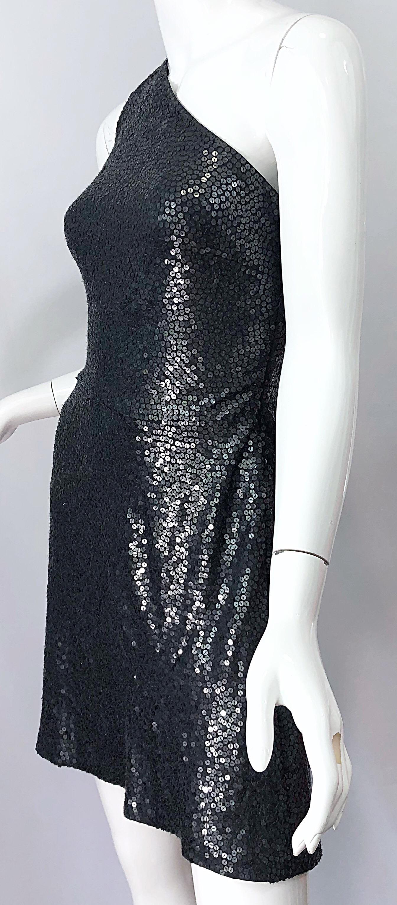 Michael Kors Collection $2, 798 Size 6 Gunmetal Grey Sequined One Shoulder Dress For Sale 2