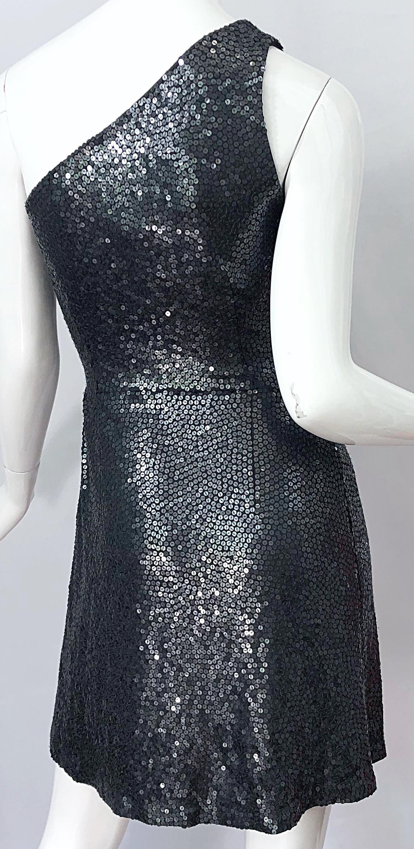 Michael Kors Collection $2, 798 Size 6 Gunmetal Grey Sequined One Shoulder Dress For Sale 3