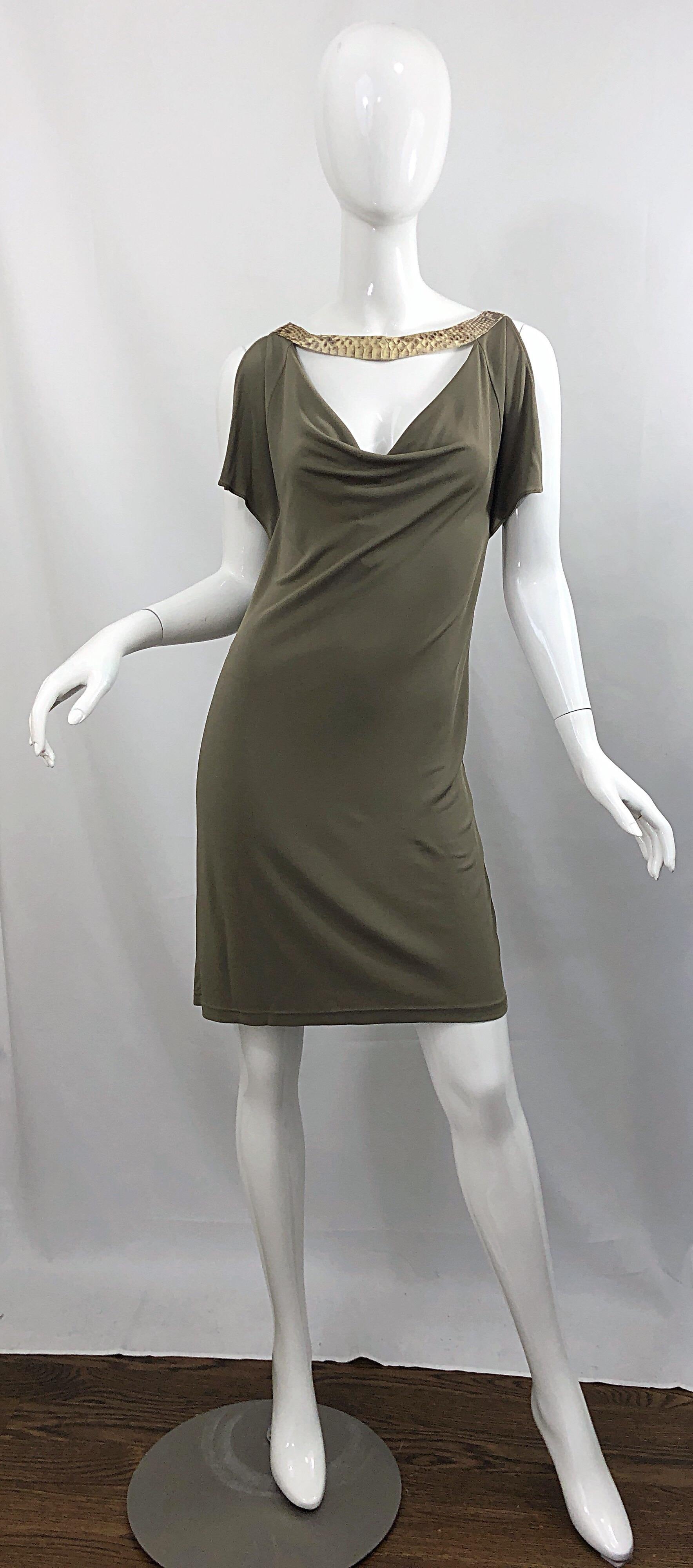 Michael Kors Collection Size 6 Taupe Rayon Jersey + Python Cold Shoulder Dress For Sale 6