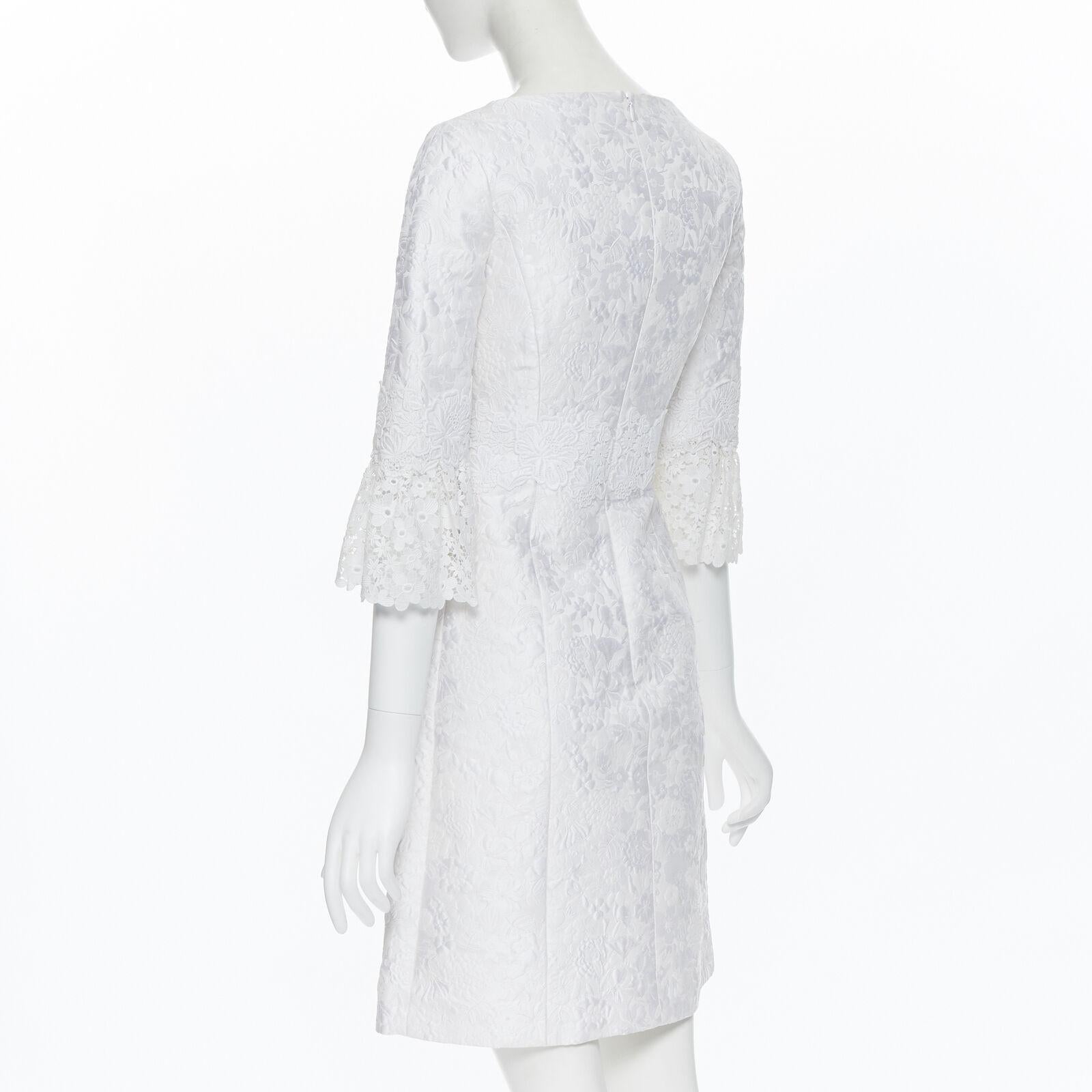 MICHAEL KORS COLLECTION white floral cloque lace trimmed 3/4 sleeve dress US0 For Sale 2