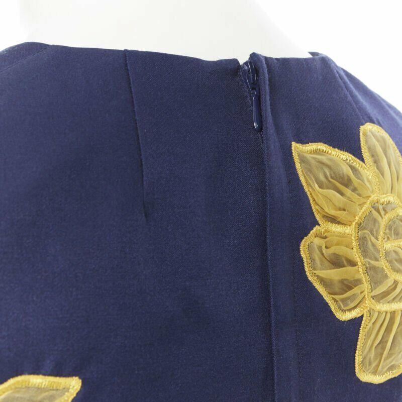 MICHAEL KORS COLLECTION - Top cropped sans manches en laine, soie, jaune marine et fleurs US2 en vente 5