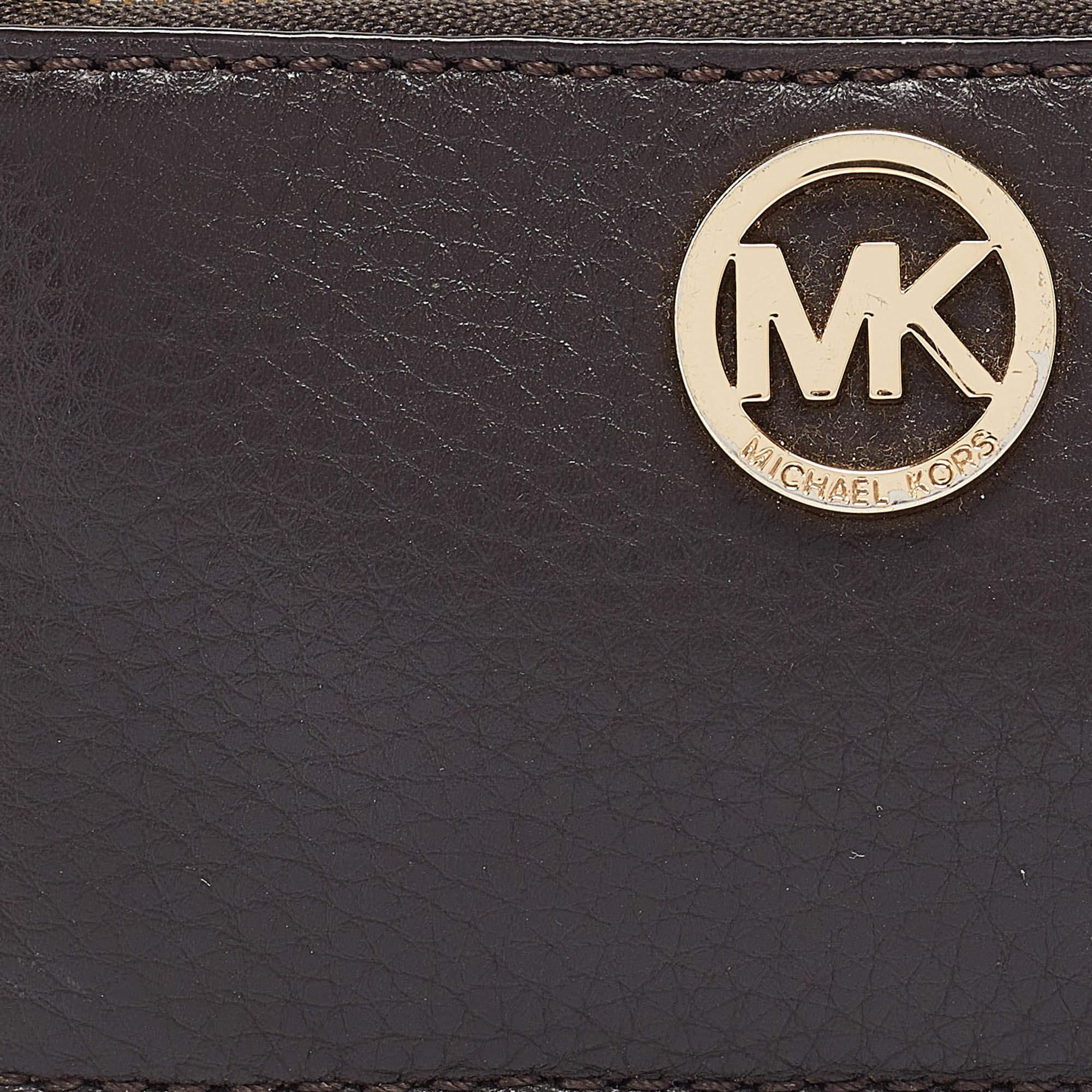 Michael Kors Dark Brown Leather Top Zip Coin Purse For Sale 2