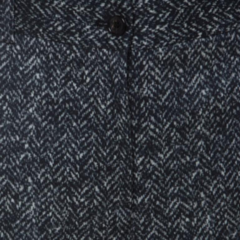 Donna Michael Kors Pantaloni affusolati in lana stretch grigio scuro con stampa Chevron XL in vendita