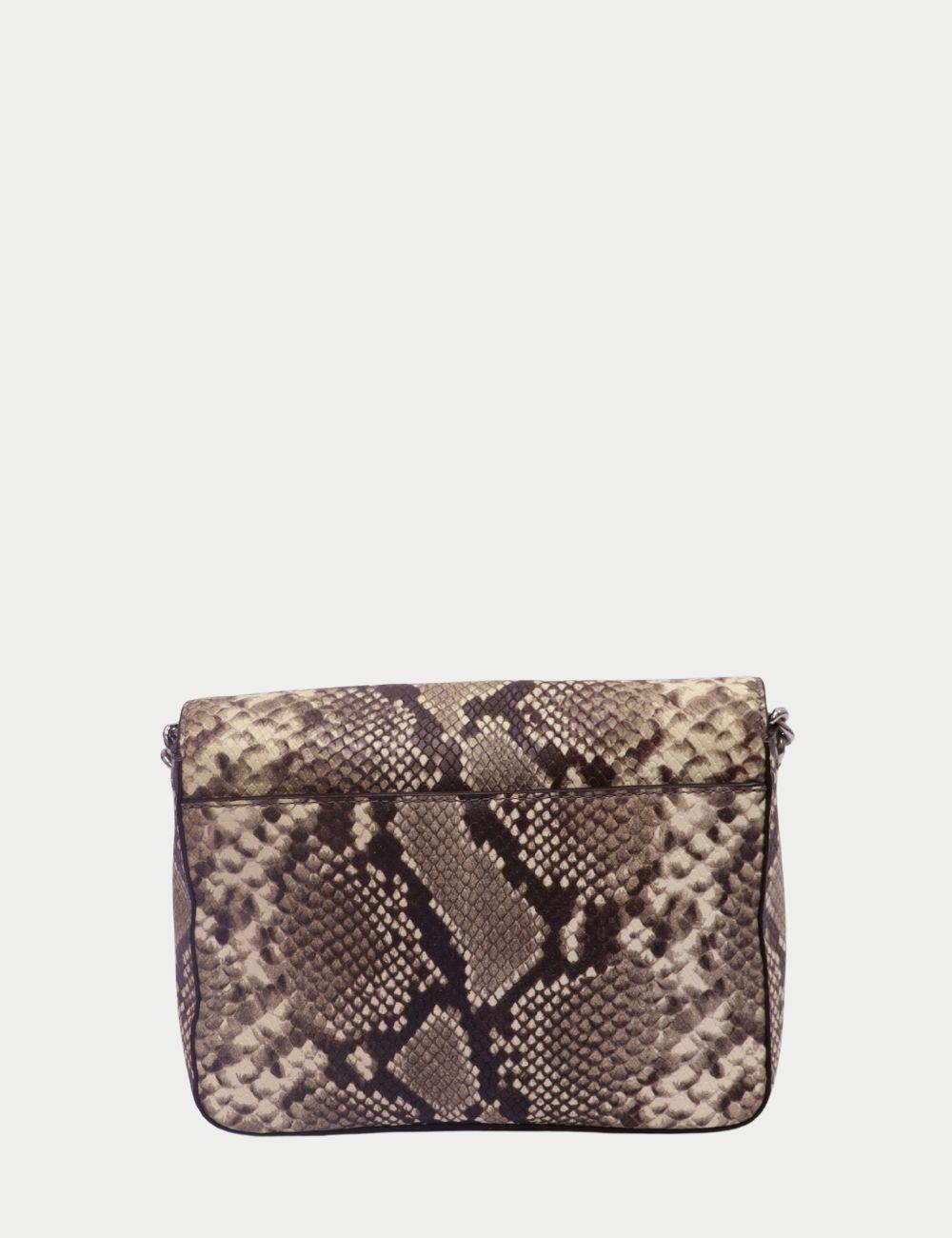 Michael Kors - Sac à bandoulière en cuir imprimé python avec chaîne

Faites monter la tension avec ce sac à bandoulière Michael Kors imprimé python, qui allie texture sauvage et élégance raffinée. Confectionné en cuir gaufré dans des tons riches