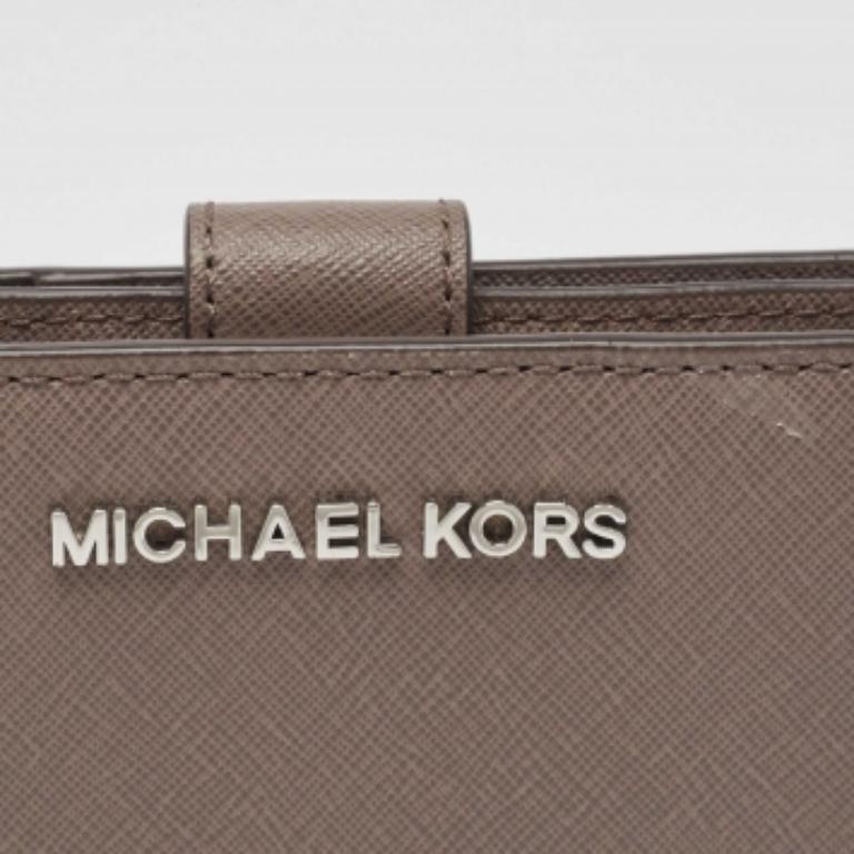 Michael Kors Cartera compacta francesa de piel saffiano gris en venta 1