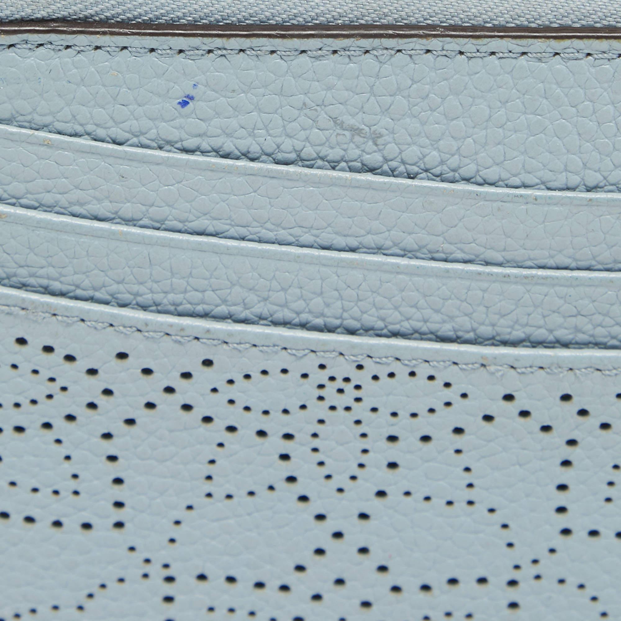 Michael Kors Light Blue Leather Lasercut Karson Slim Card Case 1