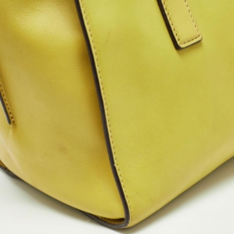 Michael Kors Tote Hamilton de piel verde lima en venta 5