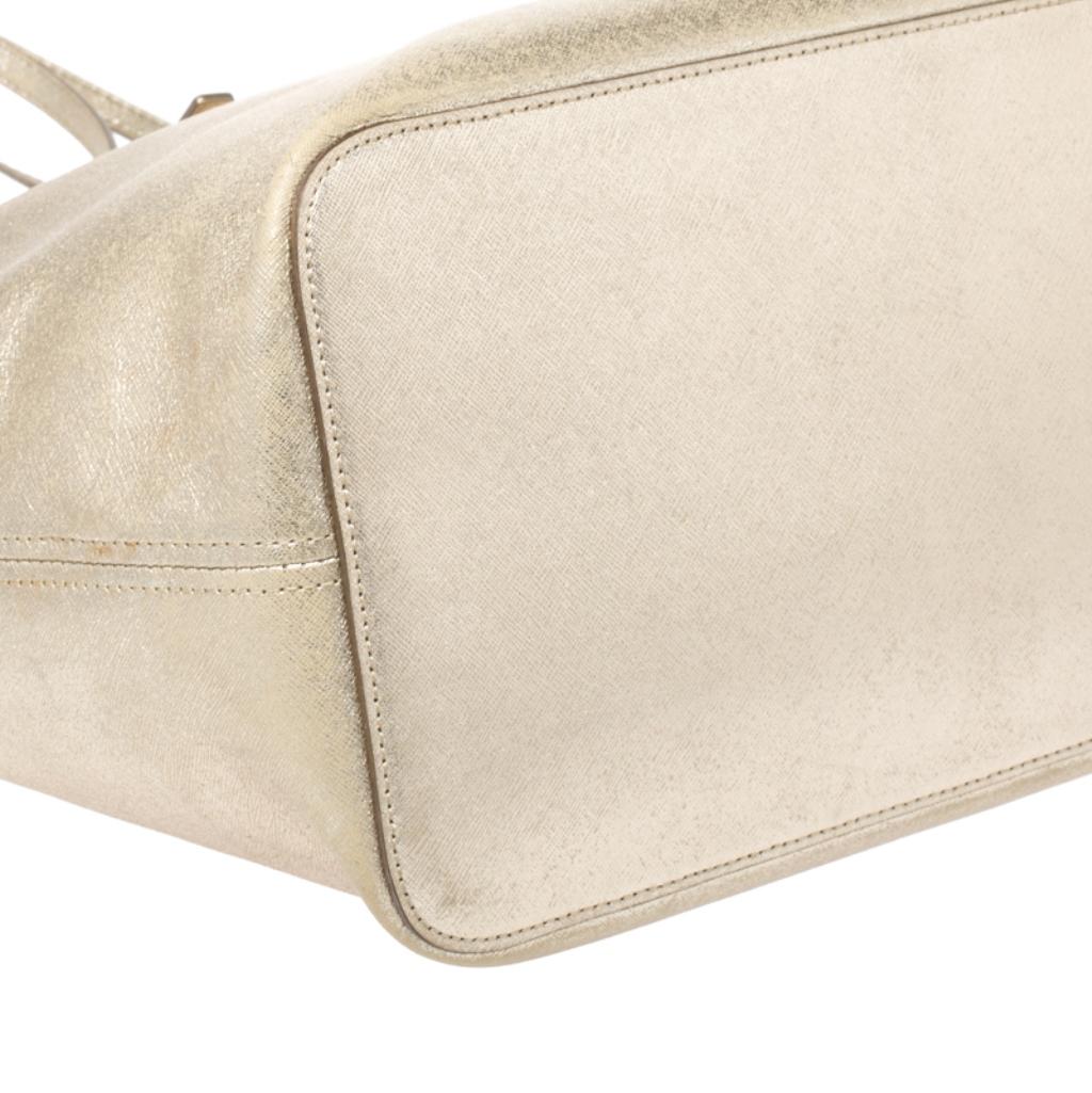Michael Kors Metallic Gold Leather Jet Set Tote For Sale 3