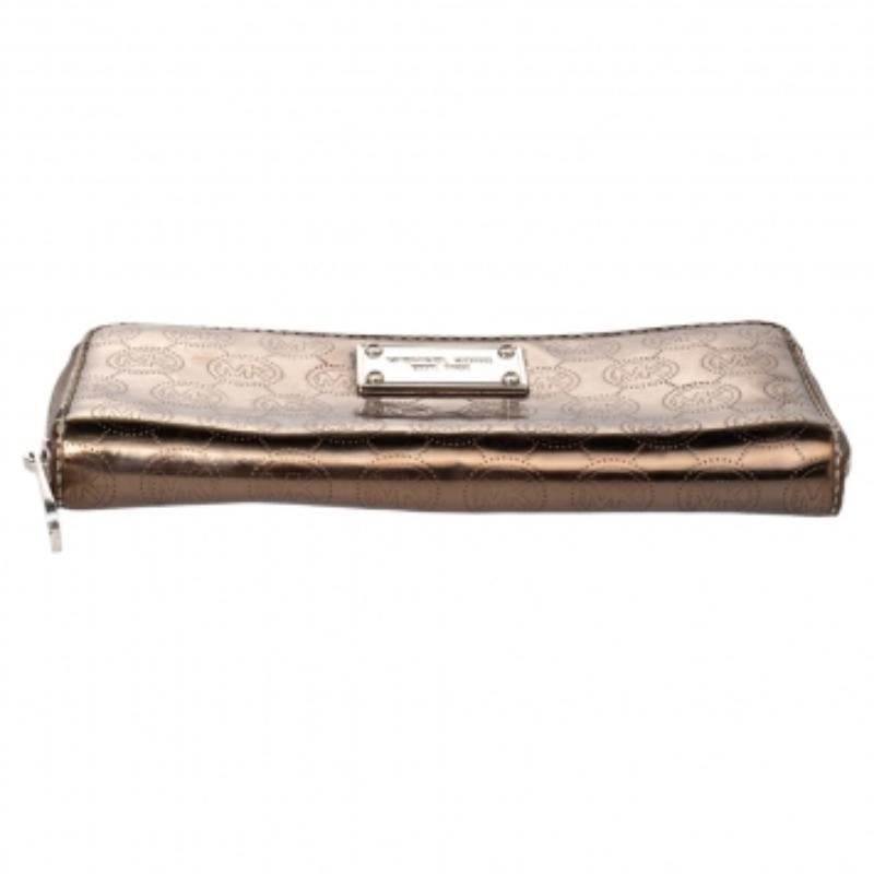 Michael Kors Cartera con cremallera Jet Set de piel dorada metalizada 3