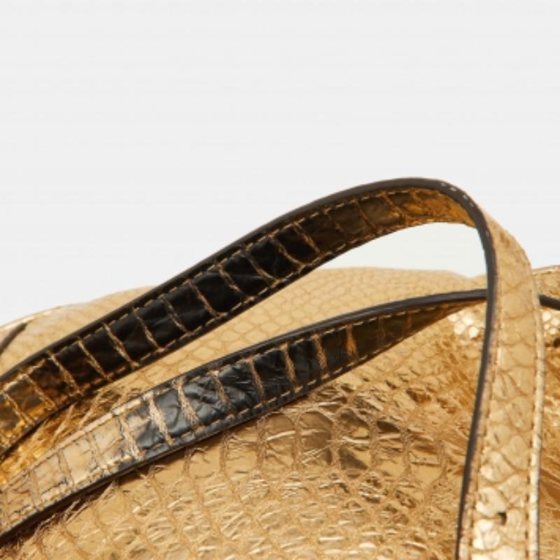 Michael Kors Zaino Rhea piccolo in pelle goffrata pitonata oro metallizzato in vendita 1