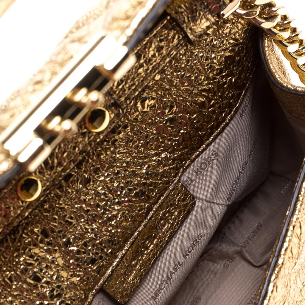 Michael Kors Metallic Gold Quilted Leather Crossbody Bag In Excellent Condition In Dubai, Al Qouz 2