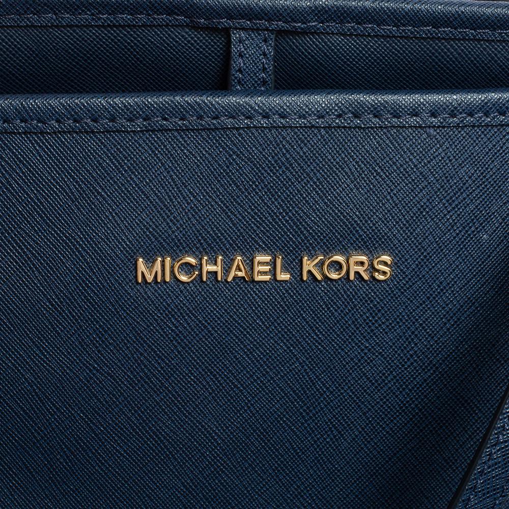 Michael Kors Navy Blue Leather Small Jet Set Travel Tote In Good Condition In Dubai, Al Qouz 2