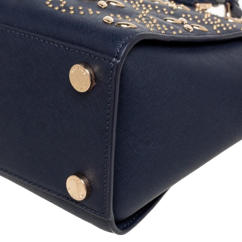 Michael Kors Marineblaue Ledertasche Selma Medium mit Nieten Damen im Angebot