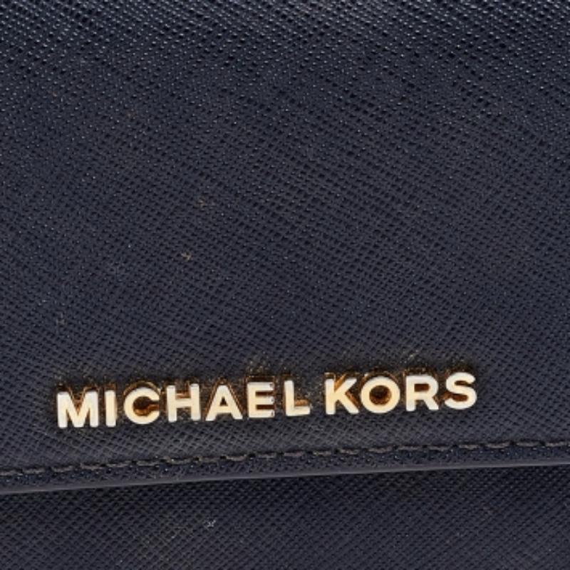 De las mujeres Michael Kors Cartera plana de viaje Jet Set de piel saffiano azul marino en venta