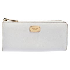 Michael Kors Off White Leather Zip Continental Wallet