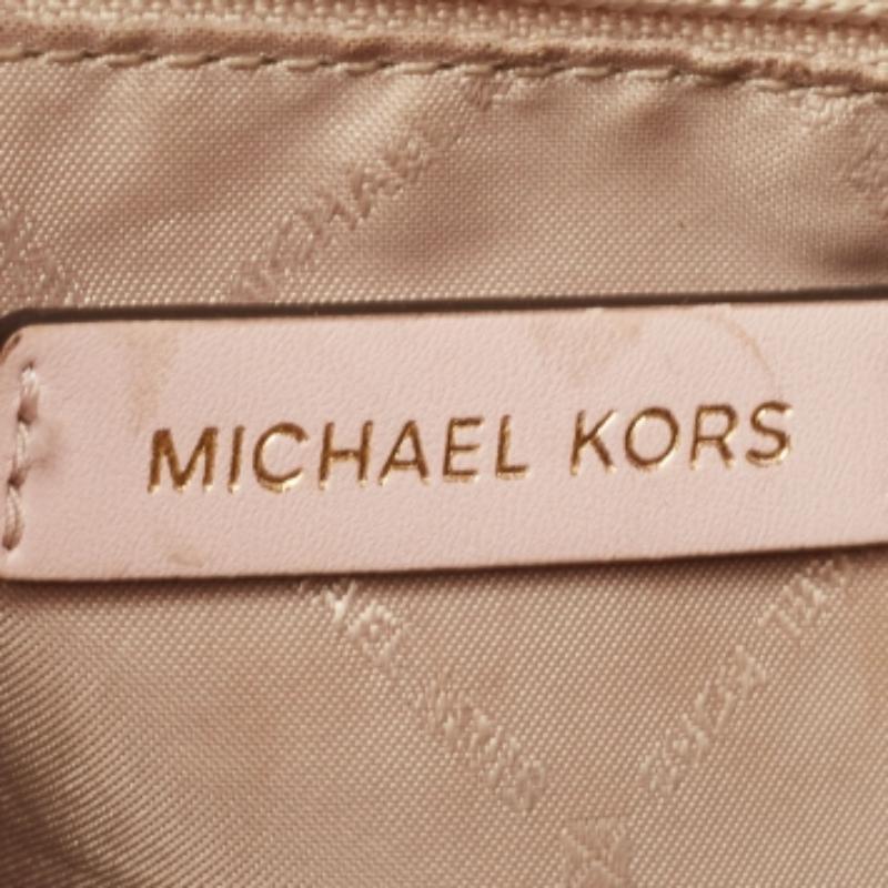 Michael Kors Off White/Pink Signature Coated Canvas Large Kenly Tote For Sale 2
