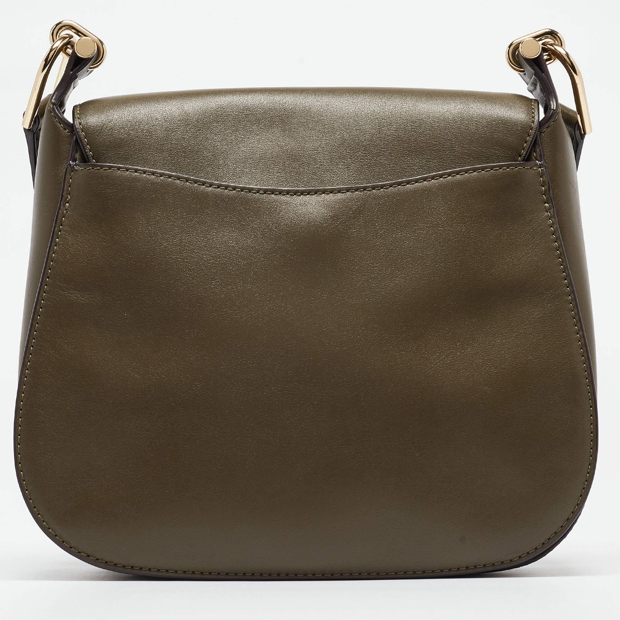 Michael Kors Olive Green Leather Delfina Saddle Bag In Good Condition In Dubai, Al Qouz 2