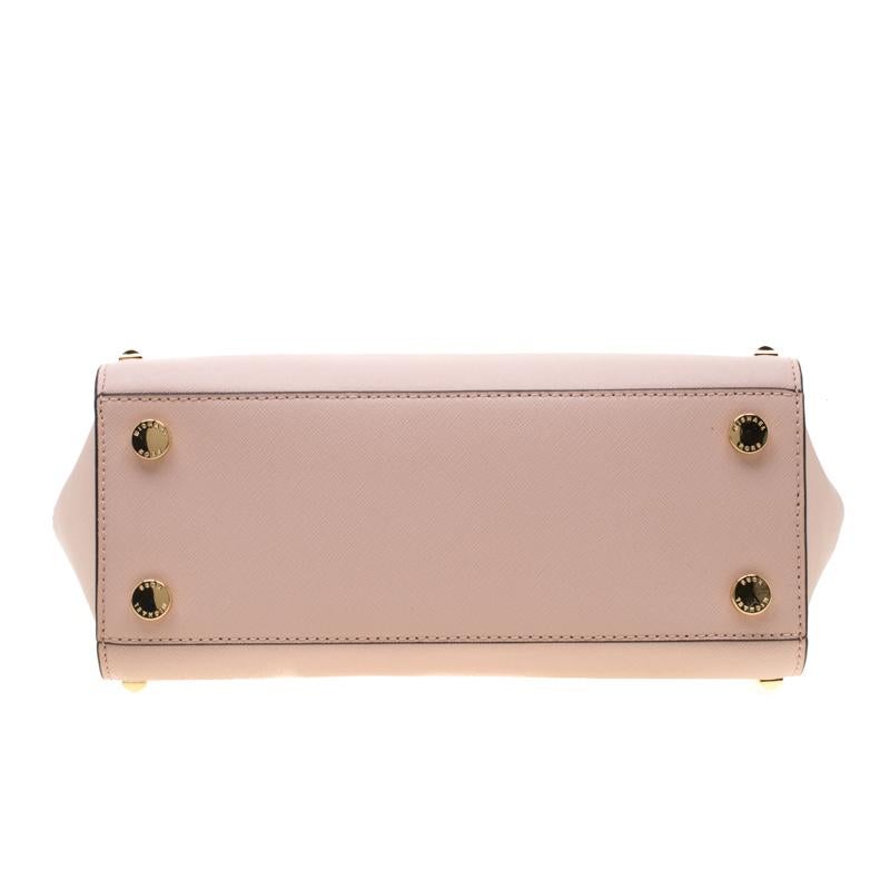  Michael Kors - Sac cabas Selma clouté en cuir rose pâle Pour femmes 