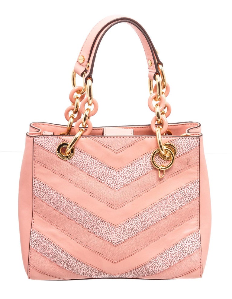 Michael Kors pink leather Cynthia shoulder bag with gold-tone hardware For  Sale at 1stDibs | piper small embellished suede shoulder bag