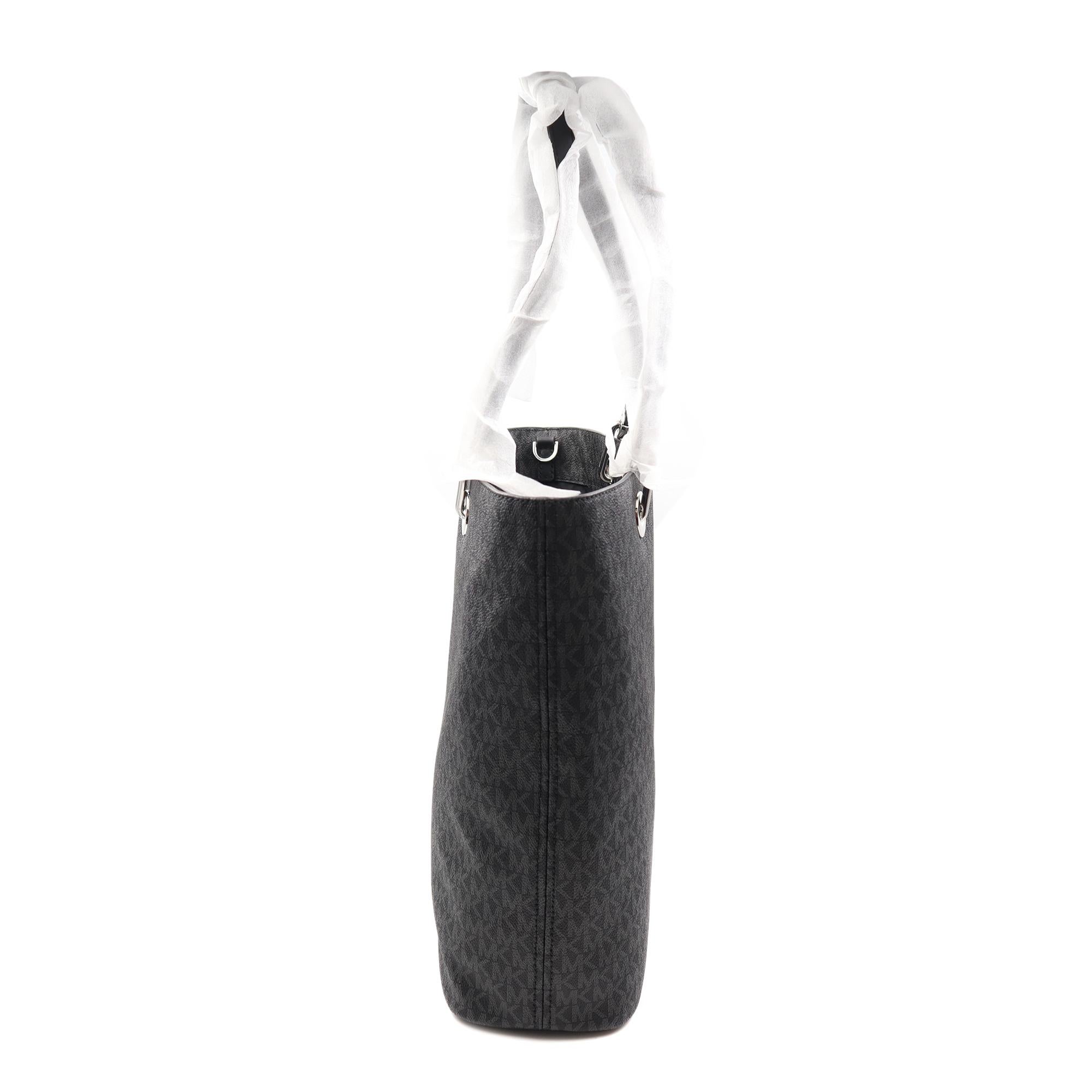 michael kors raven purse