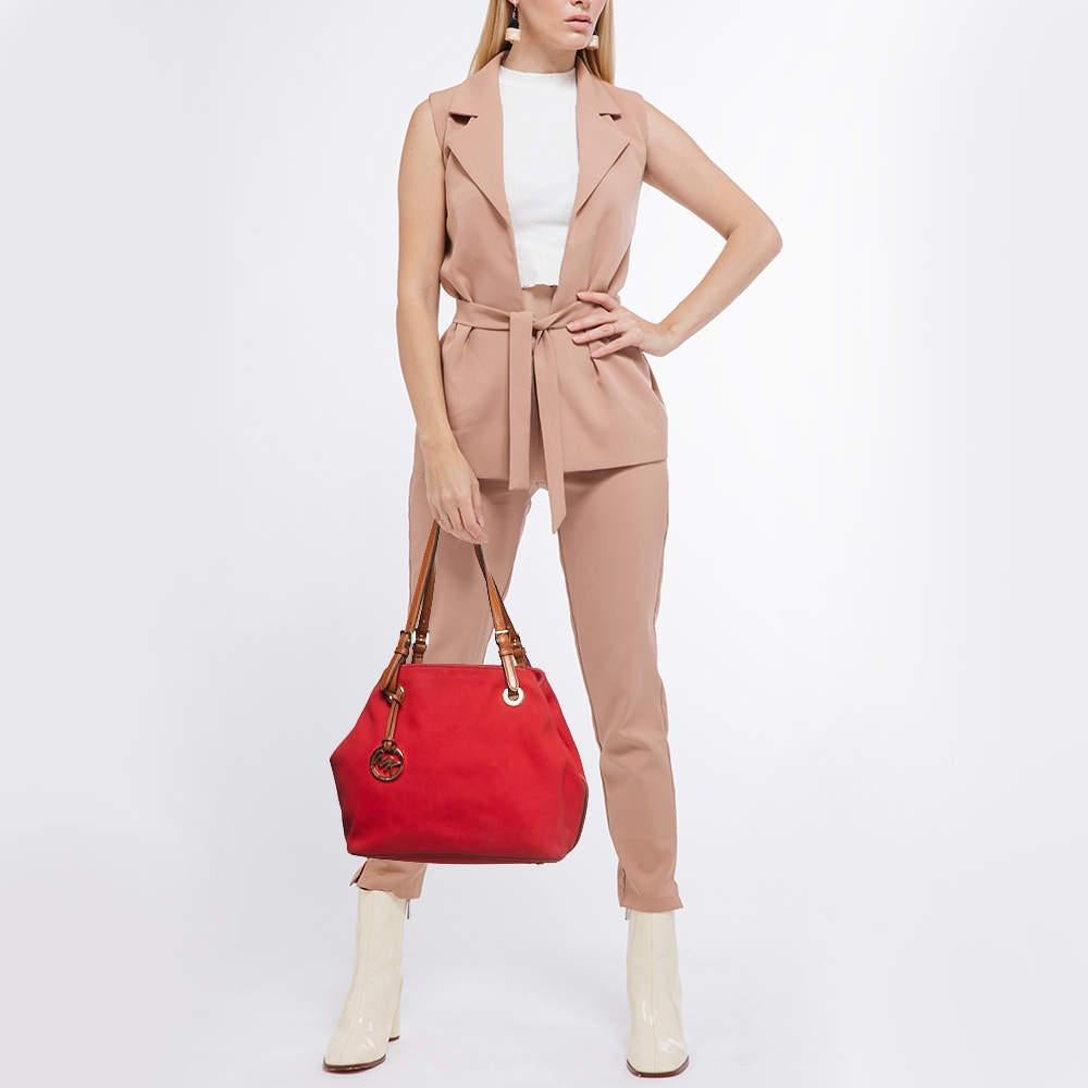 Michael Kors Red/Brown Canvas and Leather Large Raven Shoulder Bag In Fair Condition For Sale In Dubai, Al Qouz 2