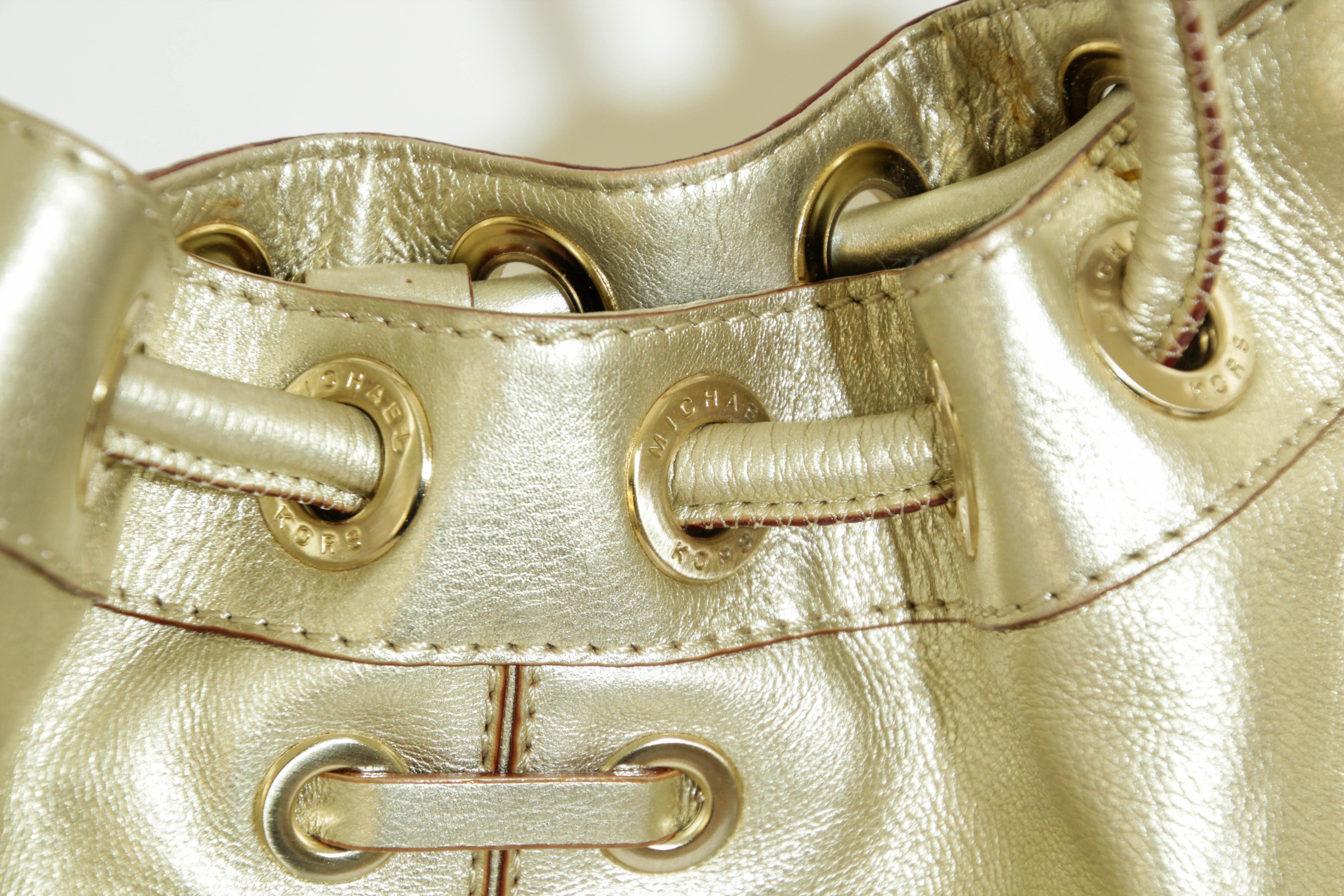 Michael Kors Satchel Pebbled Gold Leather Hobo Bag For Sale 2