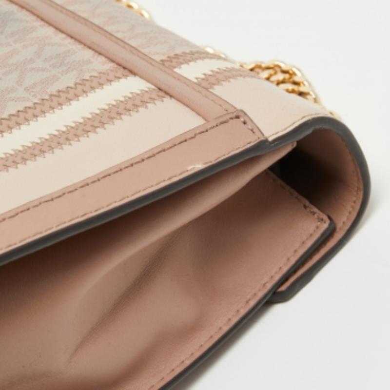 Michael Kors firma la borsa a tracolla grande Whitney in tela rivestita e pelle in vendita 3