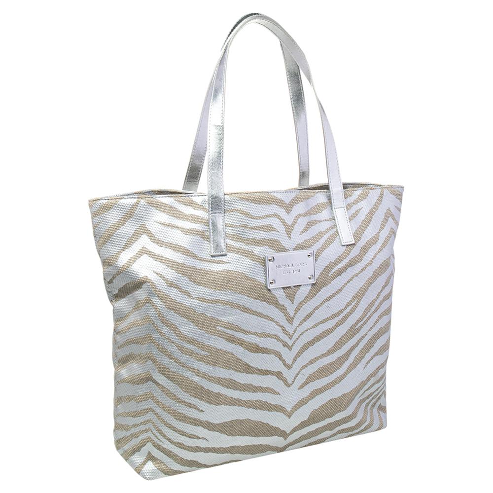 Michael Kors Silver Beige Canvas And Patent Leather Tote For Sale at 1stDibs michael kors silver tote michael kors canvas tote michael kors silver tote bag