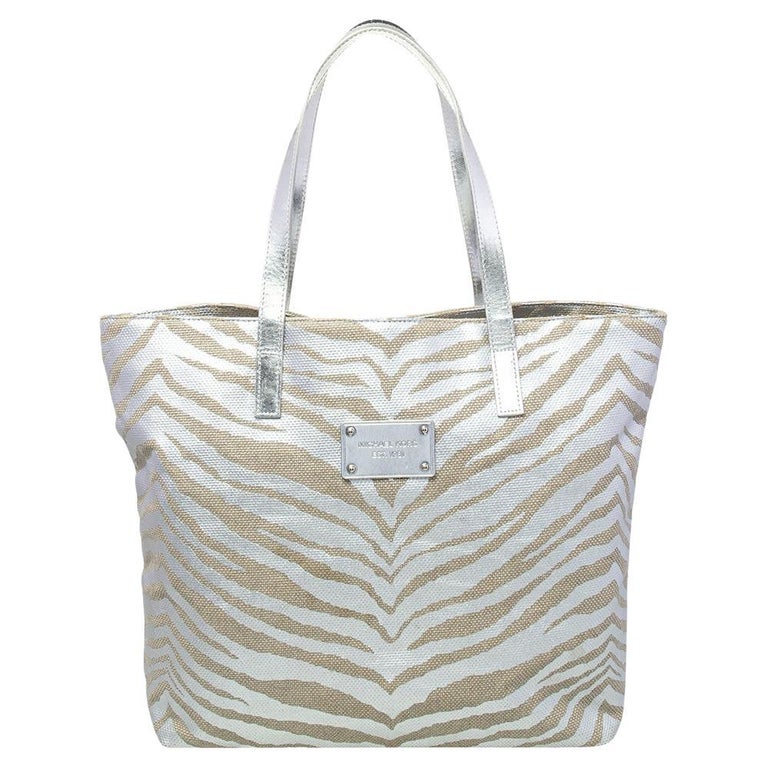 Michael Kors Silver/Beige Canvas And Patent Leather Tote For Sale