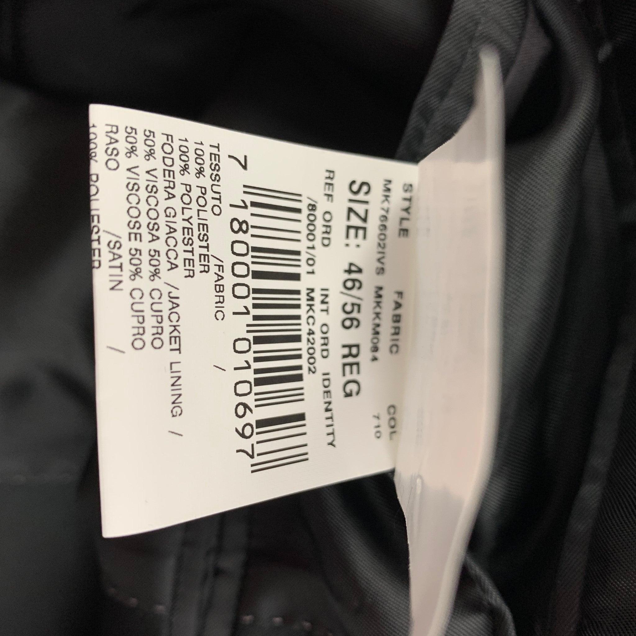 MICHAEL KORS Size 46 Black Gold Jacquard Polyester Peak Lapel Sport Coat For Sale 2