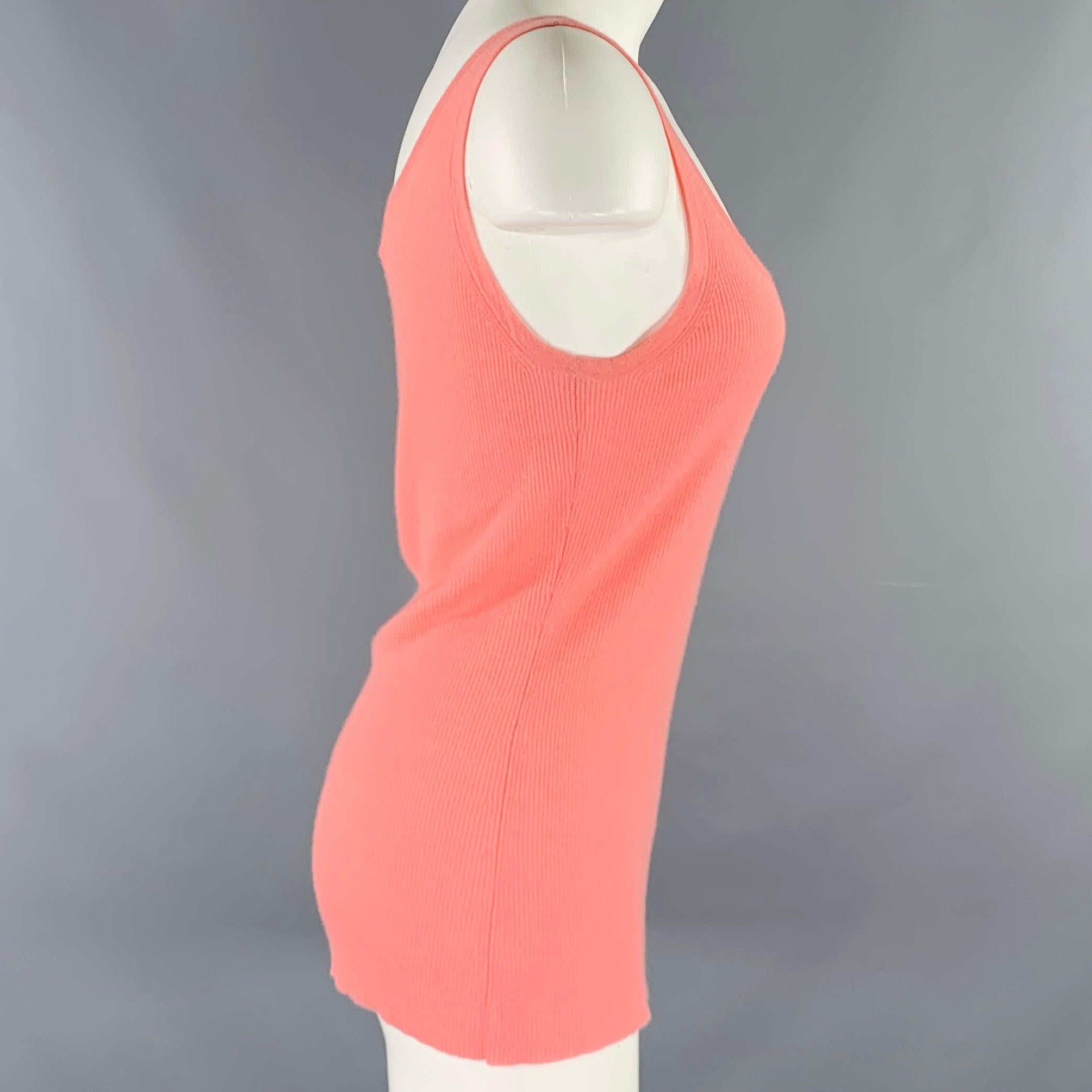 MICHAEL KORS casual top
in a pink knit fabric featuring a tank style, and rib knit design.Excellent Pre-Owned Condition. 

Marked:   M 

Measurements: 
 
Shoulder: 13.5 inches Bust: 30 inches Length: 20 inches 
  
  
 
Sui Generis Reference: