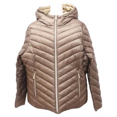 Michael Kors - Veste polaire matelassée à capuche avec ornements dorés - XL