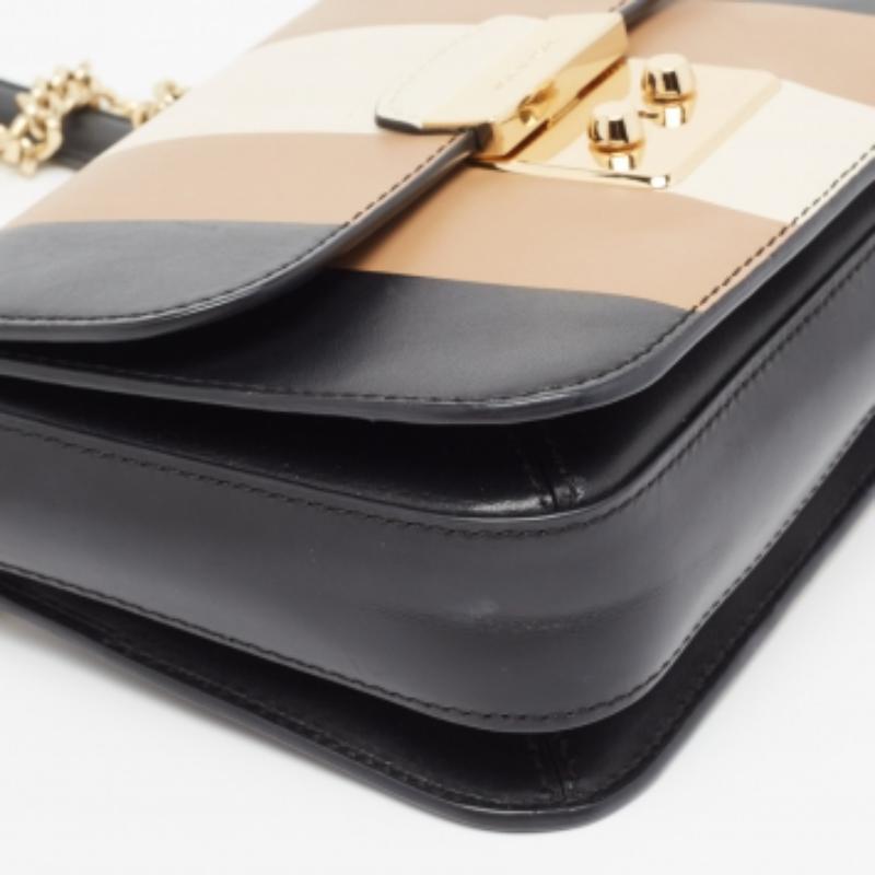 Michael Kors Tricolor Streifen Leder Sloan Umhängetasche im Zustand „Gut“ im Angebot in Dubai, Al Qouz 2