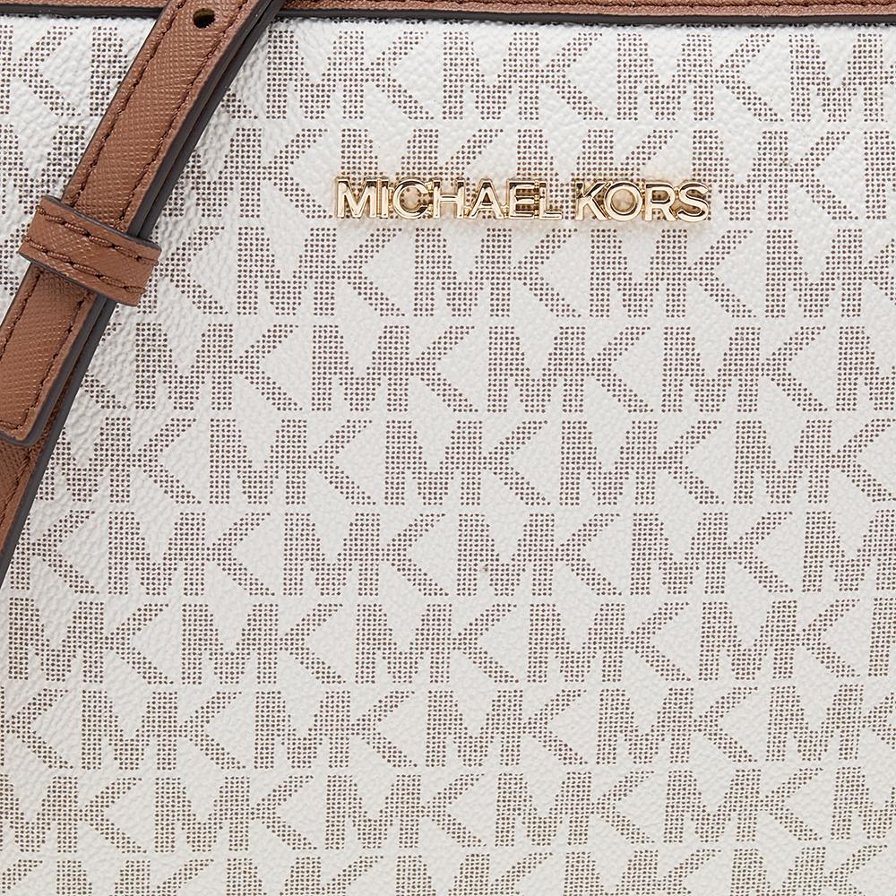 Michael Kors White/Brown Signature Coated Canvas Large Jet Set Crossbody Bag In New Condition In Dubai, Al Qouz 2