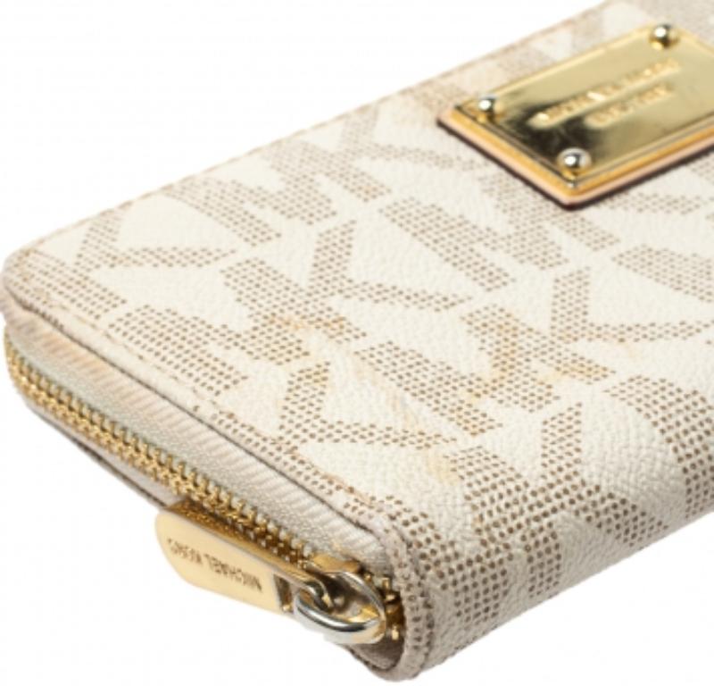 Michael Kors White Monogram Coated Canvas Zip Around Wallet For Sale 2