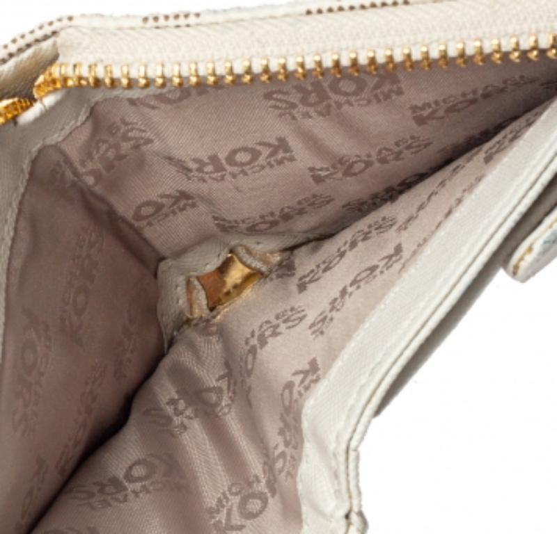 Women's Michael Kors White Signature Coated Canvas Zip Around Compact Wallet For Sale