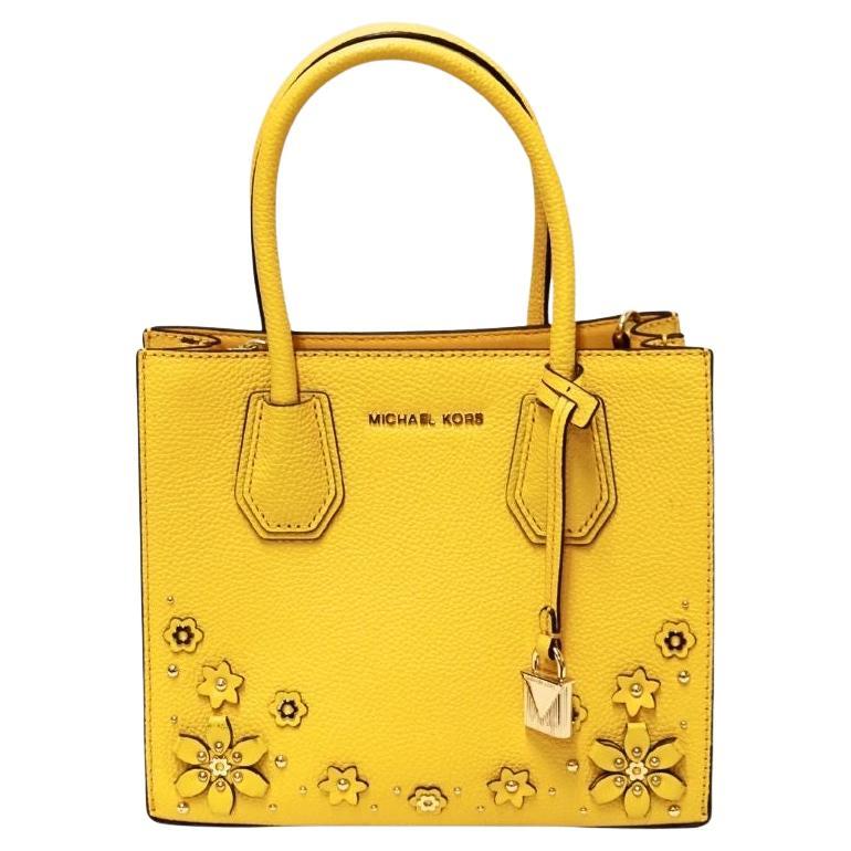 Michael Kors - Fourre-tout en cuir Mercer orné de fleurs jaunes