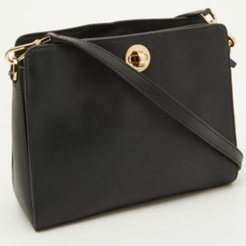 Michael Korse Borsa a tracolla Turnlock in pelle nera in vendita 1